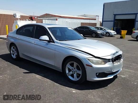 2013 BMW 3 Series 328i with VIN WBA3C1C51DK105008, listed as a Copart auction lot 68286755 with 93,399 mi miles and Salvage title. Bid and sale history available at DreamBid. Image 13.