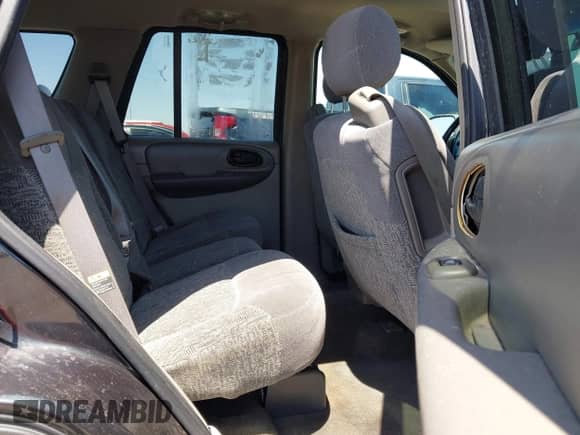 2003 Chevrolet TrailBlazer LS with VIN 1GNDS13S932234846, listed as a IAAI auction lot 42688120 with 101,261 mi miles and . Bid and sale history available at DreamBid. Image 8.