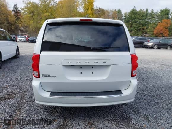 2020 Dodge Grand Caravan SE with VIN 2C4RDGBG1LR227593, listed as a IAAI auction lot 43546924 with 149,014 mi miles and . Bid and sale history available at DreamBid. Image 15.