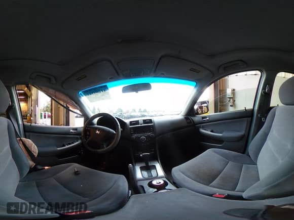 2005 Honda Accord EX с VIN JHMCM56755C007601, выставлен на аукционе IAAI как лот 41209511 с пробегом 238 715 миль миль и . История ставок и продаж доступна на DreamBid. Изображение 18.