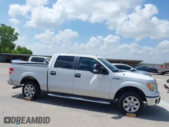 2011 Ford F-150 XL z VIN 1FTFW1CF4BFD26687, wystawiony jako IAAI lot #42752982 z przebiegiem 187 006 mil mil oraz . Historia ofert i sprzedaży dostępna na DreamBid. Obrazek 14.
