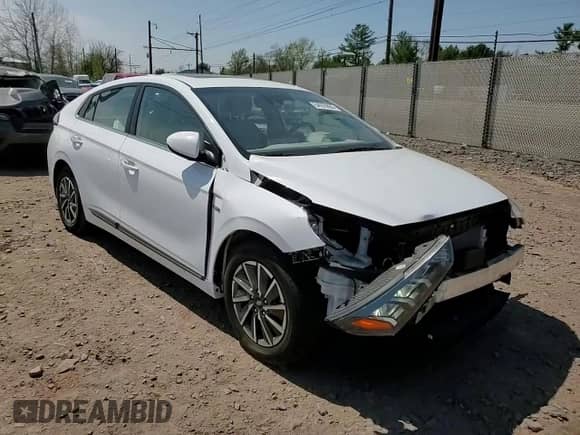 2020 Hyundai Ioniq Limited с VIN KMHC85LJ0LU076737, выставлен на аукционе Copart как лот 54078895 с пробегом 49 572 миль миль и Списание • Salvage title. История ставок и продаж доступна на DreamBid. Изображение 14.