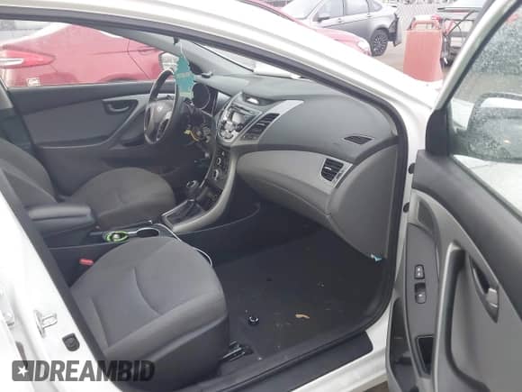 2015 Hyundai Elantra SE z VIN 5NPDH4AE8FH607271, wystawiony jako IAAI lot #43392872 z przebiegiem 109 240 mil mil oraz . Historia ofert i sprzedaży dostępna na DreamBid. Obrazek 5.