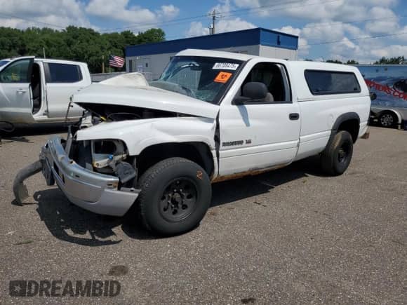 1998 Dodge 2500 с VIN 3B7KC26Z7WM247944, выставлен на аукционе Copart как лот 66708475 с пробегом Не указан миль и Списание • Salvage title. История ставок и продаж доступна на DreamBid. Изображение 1.