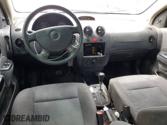 2006 Chevrolet Aveo LS с VIN KL1TD56646B556472, выставлен на аукционе Copart как лот 54791045 с пробегом 221 356 миль миль и На запчасти • Non repairable. История ставок и продаж доступна на DreamBid. Изображение 8.