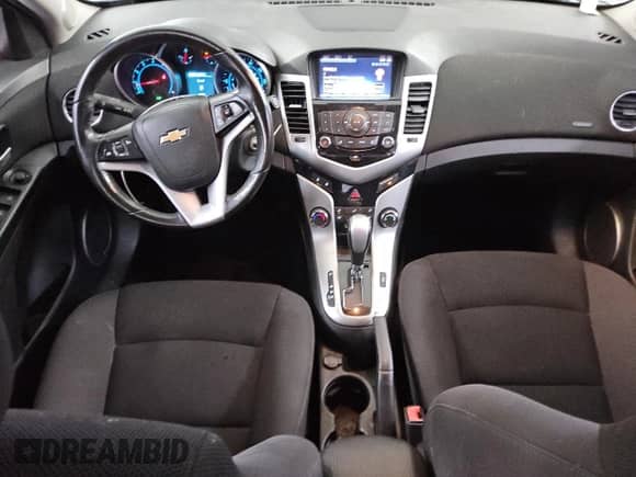 2014 Chevrolet Cruze 1LT with VIN 1G1PC5SB9E7270031, listed as a Copart auction lot 68560915 with 104,943 mi miles and Clean title. Bid and sale history available at DreamBid. Image 8.