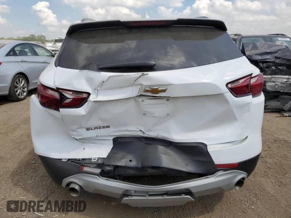 2020 Chevrolet Blazer LT z VIN 3GNKBCR46LS690805, wystawiony jako Copart lot #56570235 z przebiegiem 52 451 mil mil oraz Szkoda całkowita • Salvage title. Historia ofert i sprzedaży dostępna na DreamBid. Obrazek 6.