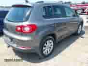 2009 Volkswagen Tiguan S с VIN WVGAV75N39W003418, выставлен на аукционе IAAI как лот 42228870 с пробегом 173 548 миль миль и . История ставок и продаж доступна на DreamBid. Изображение 4.