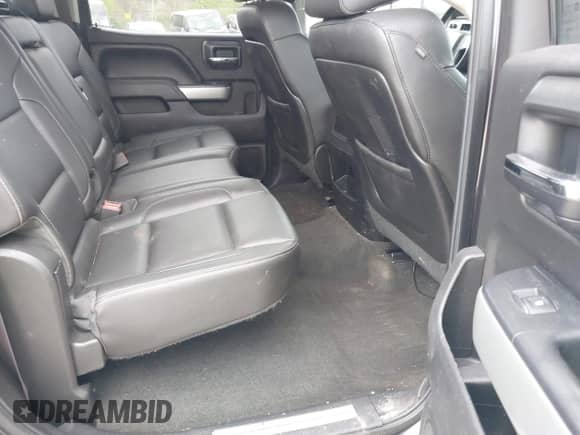 2015 Chevrolet Silverado 2500HD LTZ с VIN 1GC1KWEG6FF524489, выставлен на аукционе IAAI как лот 42110306 с пробегом 168 174 миль миль и . История ставок и продаж доступна на DreamBid. Изображение 8.