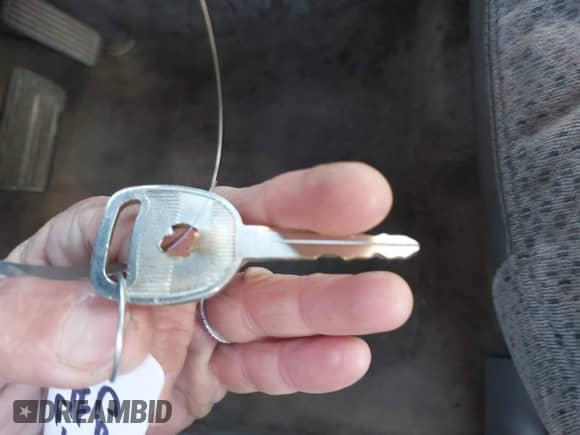 1999 Chevrolet Silverado 2500 LT с VIN 1GCGK29U4XE212987, выставлен на аукционе IAAI как лот 41377253 с пробегом 326 124 миль миль и . История ставок и продаж доступна на DreamBid. Изображение 11.