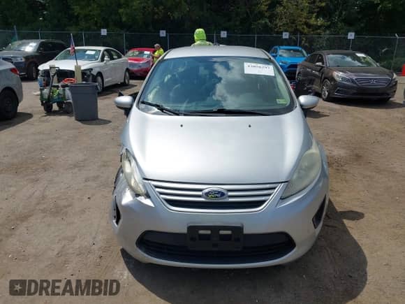 2012 Ford Fiesta S с VIN 3FADP4AJ6CM170110, выставлен на аукционе IAAI как лот 43058297 с пробегом 108 391 миль миль и . История ставок и продаж доступна на DreamBid. Изображение 12.