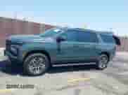 2025 Chevrolet Suburban Z71 с VIN 1GNS6DRD1SR133618, выставлен на аукционе IAAI как лот 42930383 с пробегом 5 902 миль миль и . История ставок и продаж доступна на DreamBid. Изображение 14.