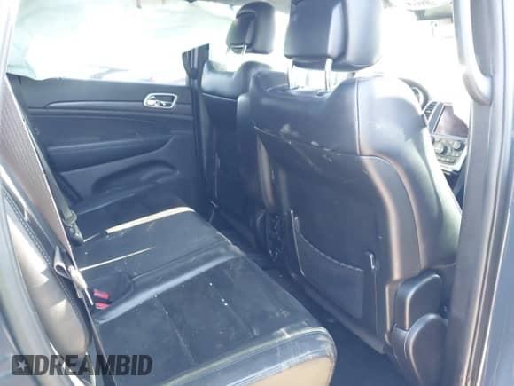 2018 Jeep Grand Cherokee Laredo E с VIN 1C4RJEAGXJC124726, выставлен на аукционе IAAI как лот 41990741 с пробегом 112 217 миль миль и . История ставок и продаж доступна на DreamBid. Изображение 8.