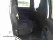 2007 Chevrolet Colorado 2LT z VIN 1GCDS13E178204780, wystawiony jako IAAI lot #42428452 z przebiegiem 360 443 mil mil oraz . Historia ofert i sprzedaży dostępna na DreamBid. Obrazek 8.