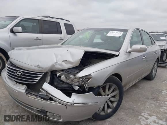 2009 Hyundai Azera Limited с VIN KMHFC46F99A343039, выставлен на аукционе IAAI как лот 41211939 с пробегом 109 584 миль миль и . История ставок и продаж доступна на DreamBid. Изображение 17.
