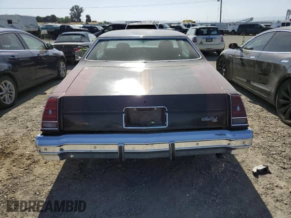 1976 Chevrolet Monte Carlo z VIN 1H57L6Z427472, wystawiony jako Copart lot #58806805 z przebiegiem 88 259 mil mil oraz Czysty tytuł • Clean title. Historia ofert i sprzedaży dostępna na DreamBid. Obrazek 6.