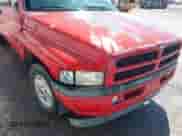 1996 Dodge 1500 с VIN 3B7HC13Z3TG199832, выставлен на аукционе IAAI как лот 41842558 с пробегом 208 045 миль миль и . История ставок и продаж доступна на DreamBid. Изображение 6.