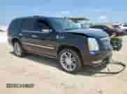 2013 Cadillac Escalade Luxury with VIN 1GYS3BEFXDR293989, listed as a Copart auction lot 62571475 with Not provided miles and Salvage title. Bid and sale history available at DreamBid. Image 4.