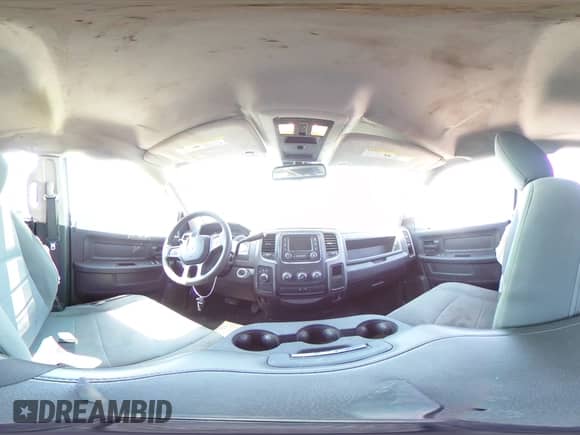 2016 Ram 1500 Tradesman z VIN 1C6RR7FT3GS141464, wystawiony jako Copart lot #59283595 z przebiegiem 238 168 mil mil oraz Czysty tytuł • Clean title. Historia ofert i sprzedaży dostępna na DreamBid. Obrazek 14.