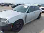 2020 Chrysler 300 S с VIN 2C3CCAGG9LH158922, выставлен на аукционе IAAI как лот 43105190 с пробегом 112 248 миль миль и . История ставок и продаж доступна на DreamBid. Изображение 6.