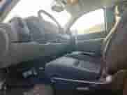 2011 Chevrolet Silverado 1500 LS z VIN 1GCRCREA7BZ318328, wystawiony jako Copart lot #67616605 z przebiegiem 243 959 mil mil oraz Szkoda całkowita • Salvage title. Historia ofert i sprzedaży dostępna na DreamBid. Obrazek 7.