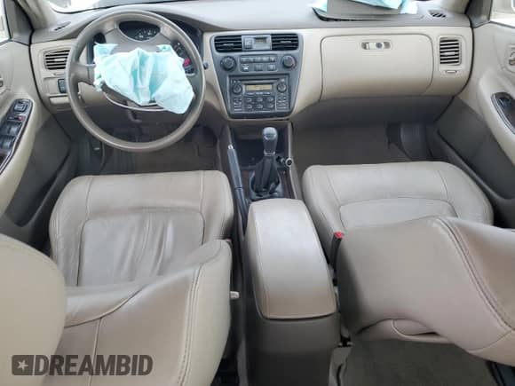 2000 Honda Accord with VIN JHMCG5564YC033420, listed as a Copart auction lot 75862984 with 178,685 mi miles and Salvage title. Bid and sale history available at DreamBid. Image 8.