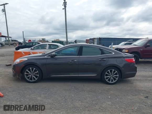 2016 Hyundai Azera с VIN KMHFG4JG6GA554944, выставлен на аукционе IAAI как лот 43026482 с пробегом 107 378 миль миль и . История ставок и продаж доступна на DreamBid. Изображение 14.