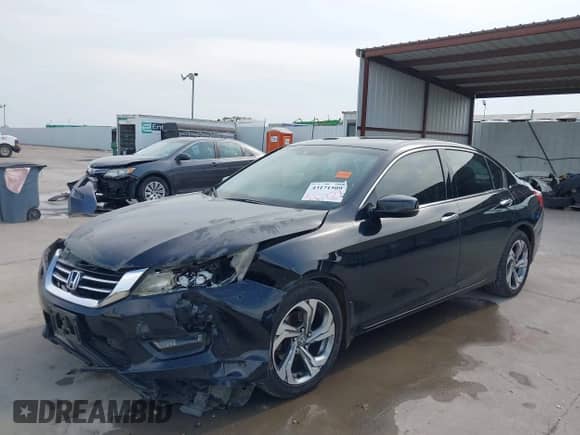 2013 Honda Accord Touring z VIN 1HGCR3F99DA027726, wystawiony jako IAAI lot #43171509 z przebiegiem 206 783 mil mil oraz . Historia ofert i sprzedaży dostępna na DreamBid. Obrazek 2.