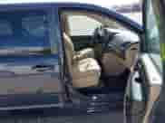 2013 Dodge Grand Caravan SE with VIN 2C4RDGBG1DR804690, listed as a IAAI auction lot 43386900 with 103,501 mi miles and . Bid and sale history available at DreamBid. Image 5.