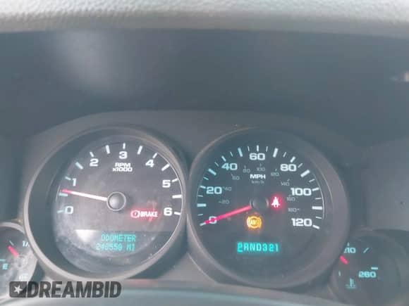 2012 Chevrolet Silverado 1500 LS z VIN 3GCPCREAXCG128550, wystawiony jako IAAI lot #41903814 z przebiegiem 248 558 mil mil oraz . Historia ofert i sprzedaży dostępna na DreamBid. Obrazek 7.