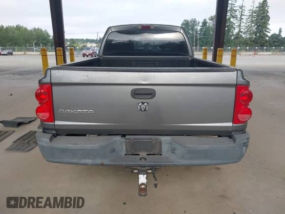 2006 Dodge Dakota ST with VIN 1D7HE22K66S533228, listed as a IAAI auction lot 42895236 with 129,651 mi miles and . Bid and sale history available at DreamBid. Image 16.