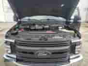 2017 Ford F-250 XLT z VIN 1FTBF2B66HEB45482, wystawiony jako Copart lot #81255655 z przebiegiem 97 754 mil mil oraz Szkoda całkowita • Salvage title. Historia ofert i sprzedaży dostępna na DreamBid. Obrazek 11.