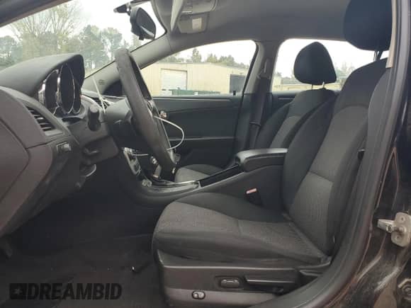 2010 Chevrolet Malibu 1LT с VIN 1G1ZC5EBXAF262184, выставлен на аукционе Copart как лот 86817905 с пробегом 173 695 миль миль и Чистый • Clean title. История ставок и продаж доступна на DreamBid. Изображение 7.