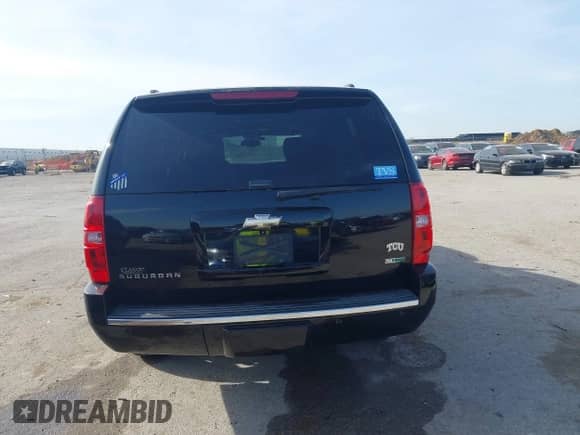 2011 Chevrolet Suburban LTZ с VIN 1GNSCKE03BR117338, выставлен на аукционе IAAI как лот 41878479 с пробегом 182 327 миль миль и . История ставок и продаж доступна на DreamBid. Изображение 15.