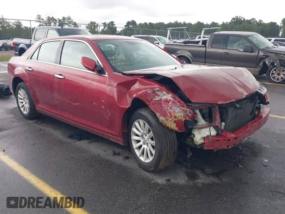 2013 Chrysler 300 с VIN 2C3CCAAG2DH573414, выставлен на аукционе IAAI как лот 42981083 с пробегом 142 958 миль миль и . История ставок и продаж доступна на DreamBid. Изображение 1.