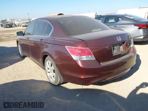 2008 Honda Accord EX с VIN JHMCP26738C070061, выставлен на аукционе IAAI как лот 43437914 с пробегом 228 025 миль миль и . История ставок и продаж доступна на DreamBid. Изображение 3.