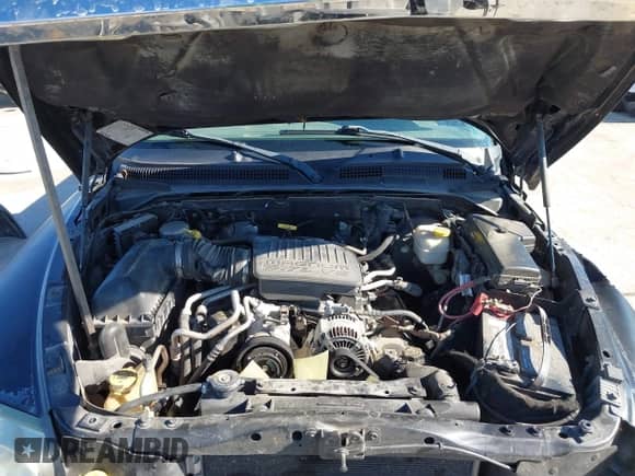 2005 Dodge Dakota SLT z VIN 1D7HE48N15S271078, wystawiony jako IAAI lot #41666707 z przebiegiem 164 180 mil mil oraz . Historia ofert i sprzedaży dostępna na DreamBid. Obrazek 10.