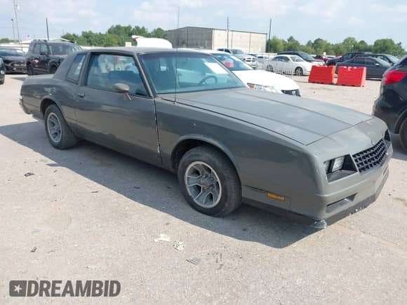 1984 Chevrolet Monte Carlo с VIN 1G1AZ37G8ER207262, выставлен на аукционе IAAI как лот 43226919 с пробегом 15 миль миль и . История ставок и продаж доступна на DreamBid. Изображение 1.