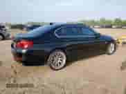 2016 BMW 5 Series 550i z VIN WBAKN9C59GD962402, wystawiony jako Copart lot #63289125 z przebiegiem 91 504 mil mil oraz Czysty tytuł • Clean title. Historia ofert i sprzedaży dostępna na DreamBid. Obrazek 3.