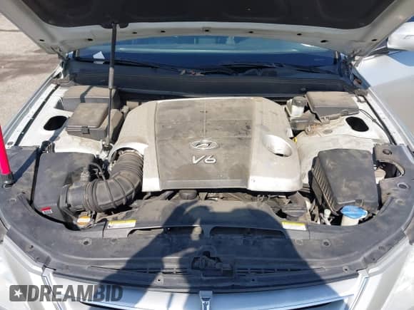 2010 Hyundai Genesis z VIN KMHGC4DE0AU081090, wystawiony jako IAAI lot #42963413 z przebiegiem 198 466 mil mil oraz . Historia ofert i sprzedaży dostępna na DreamBid. Obrazek 10.