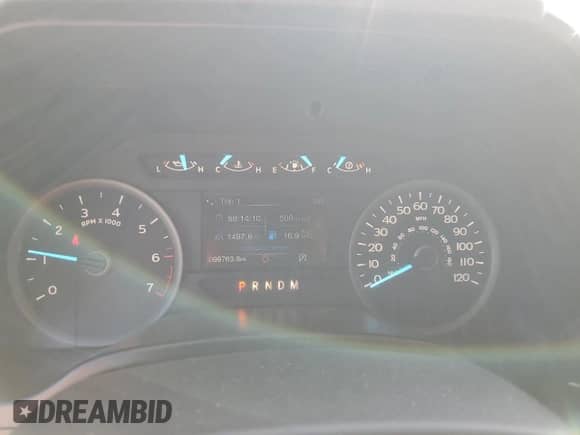 2020 Ford F-150 XL с VIN 1FTFW1E46LKD54169, выставлен на аукционе Copart как лот 85263215 с пробегом 99 763 миль миль и Списание • Salvage title. История ставок и продаж доступна на DreamBid. Изображение 9.