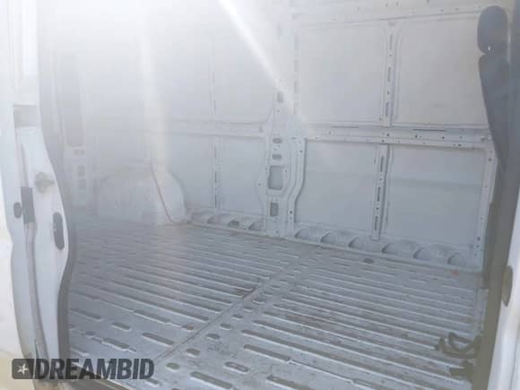 2023 Ram ProMaster Cargo с VIN 3C6LRVDG7PE598426, выставлен на аукционе IAAI как лот 43475803 с пробегом 34 854 миль миль и . История ставок и продаж доступна на DreamBid. Изображение 8.