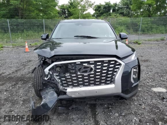 2022 Hyundai Palisade SE z VIN KM8R1DHE4NU371962, wystawiony jako Copart lot #62897045 z przebiegiem 61 098 mil mil oraz Szkoda całkowita • Salvage title. Historia ofert i sprzedaży dostępna na DreamBid. Obrazek 5.
