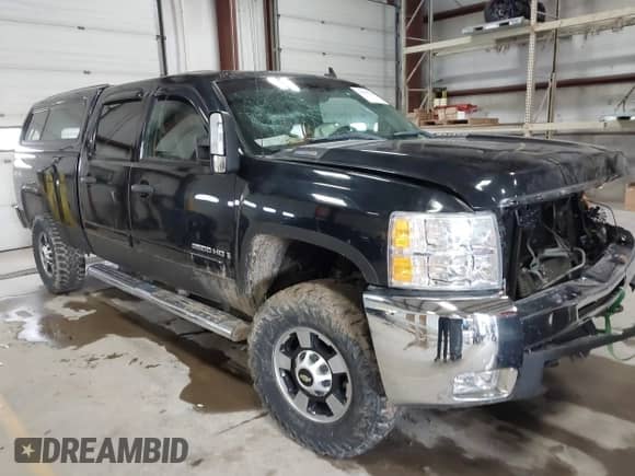 2007 Chevrolet Silverado 2500HD 1LT с VIN 1GCHK23637F565133, выставлен на аукционе IAAI как лот 41849242 с пробегом Не указан миль и . История ставок и продаж доступна на DreamBid. Изображение 1.