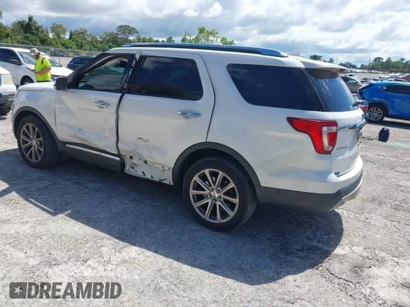 2017 Ford Explorer Limited z VIN 1FM5K8F87HGE34054, wystawiony jako IAAI lot #43307306 z przebiegiem 64 044 mil mil oraz . Historia ofert i sprzedaży dostępna na DreamBid. Obrazek 3.