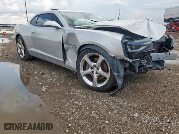 2013 Chevrolet Camaro SS с VIN 2G1FJ1EJ2D9246972, выставлен на аукционе Copart как лот 70709245 с пробегом 119 878 миль миль и Списание • Salvage title. История ставок и продаж доступна на DreamBid. Изображение 4.