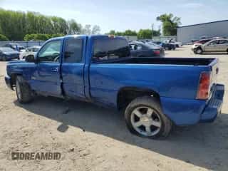2004 Chevrolet Silverado SS с VIN 2GCEK19N241248233, выставлен на аукционе Copart как лот 52319365 с пробегом 151 338 миль миль и Списание • Salvage title. История ставок и продаж доступна на DreamBid. Изображение 2.
