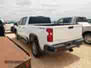 2024 Chevrolet Silverado 2500HD Work Truck z VIN 2GC4YLE76R1194603, wystawiony jako Copart lot #56756695 z przebiegiem 30 476 mil mil oraz Szkoda całkowita • Salvage title. Historia ofert i sprzedaży dostępna na DreamBid. Obrazek 2.