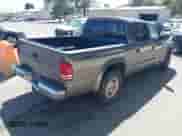 2002 Dodge Dakota SLT with VIN 1B7HL48N32S587531, listed as a IAAI auction lot 42266638 with 151,397 mi miles and . Bid and sale history available at DreamBid. Image 4.