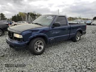 2003 Chevrolet S-10 LS с VIN 1GCCS14X338132101, выставлен на аукционе Copart как лот 51425235 с пробегом 118 522 миль миль и Списание • Salvage title. История ставок и продаж доступна на DreamBid. Изображение 1.